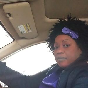 Meet your Posher, La manoise